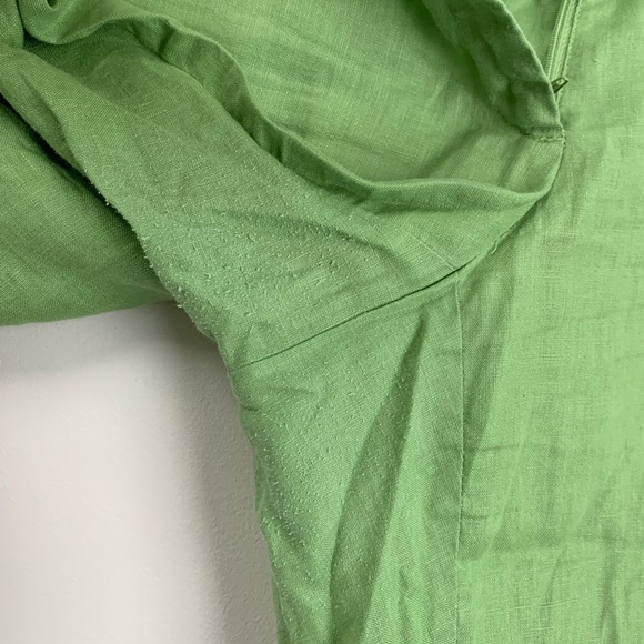 Green capris pants - Picture 5 of 5